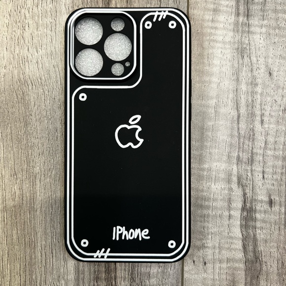 iPhone 13 Pro phone case. NWOT - Picture 1 of 4